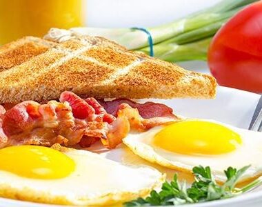 Free Breakfast Golf Package