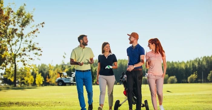 How to Save on Golf Club Rentals